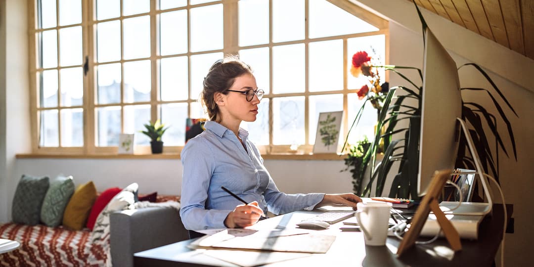 What Does a Copywriter Do and How Do You Become One? Everything You Need to Know