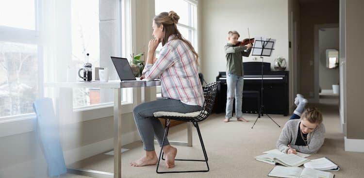 From Stay-at-Home Parent to Job Seeker: Here's How to Nail Your Cover Letter (With Example!)